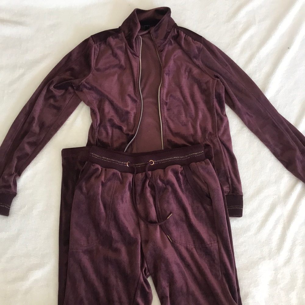 Soya Concept Velvet Sweat Suit